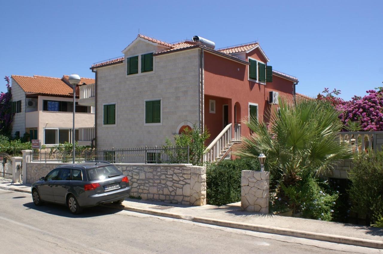 Apartments By The Sea Supetar, Brac - 4274 Kültér fotó