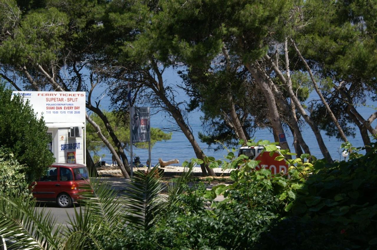 Apartments By The Sea Supetar, Brac - 4274 Kültér fotó