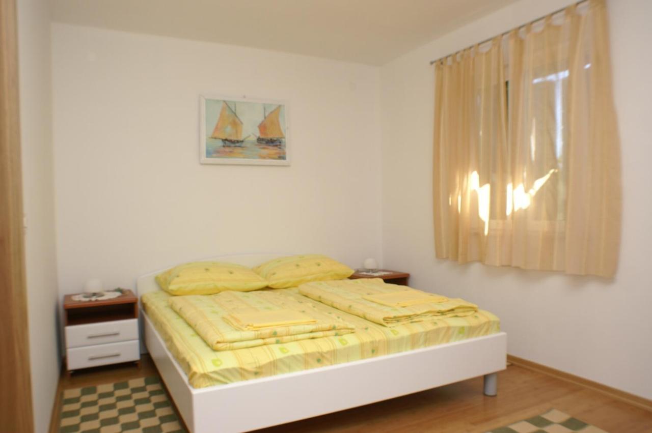 Apartments By The Sea Supetar, Brac - 4274 Kültér fotó